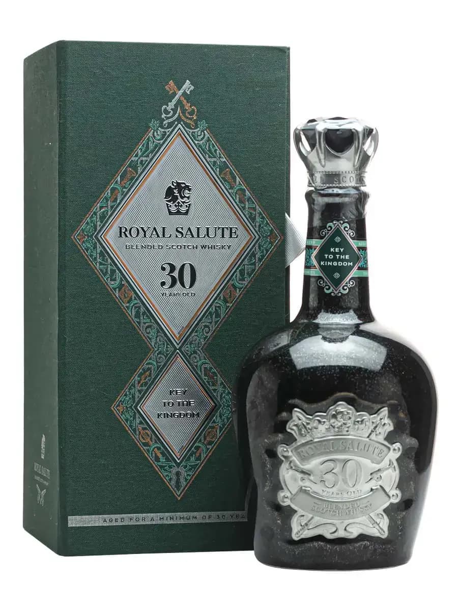 Rượu Chivas 30 Năm – Tuyệt Tác Whisky Hoàng Gia Đẳng Cấp Thượng Lưu
