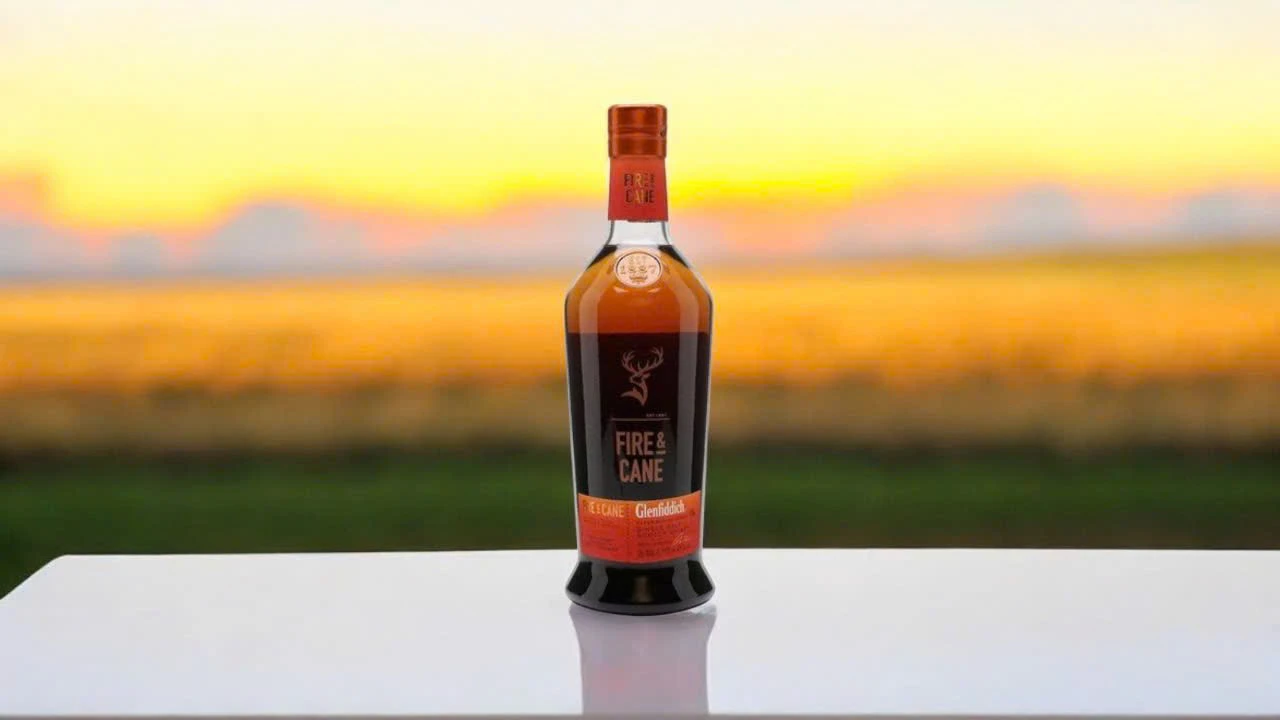 Rượu Glenfiddich Fire & Cane