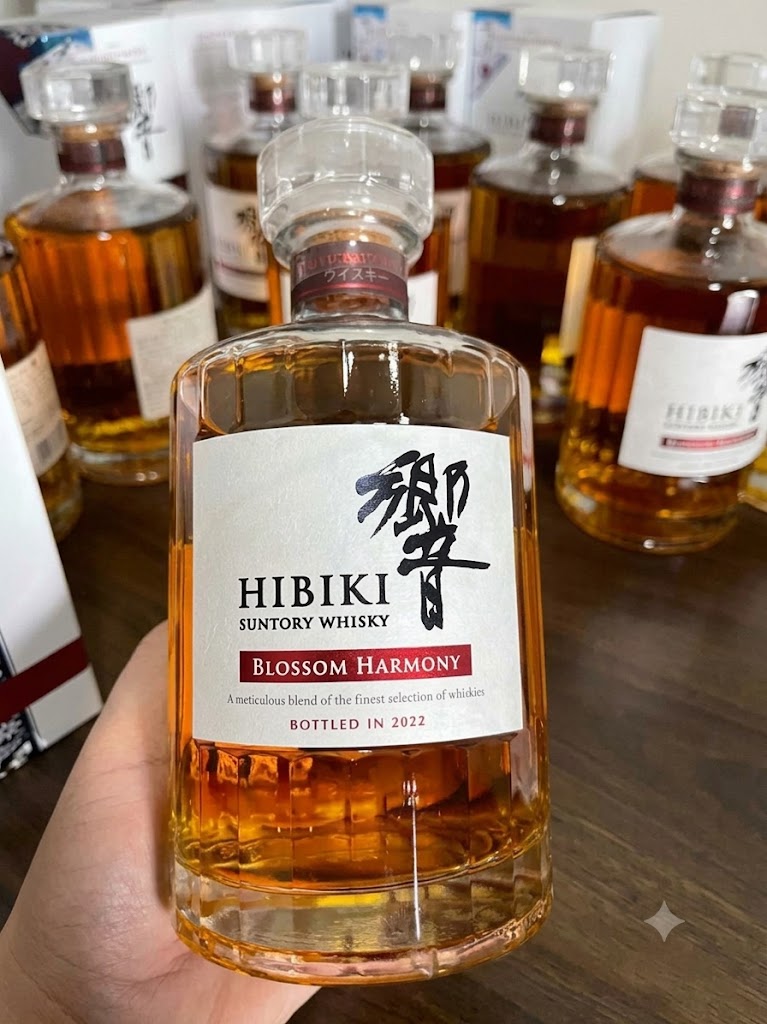 Rượu Hibiki Blossom Harmony Limited 2022