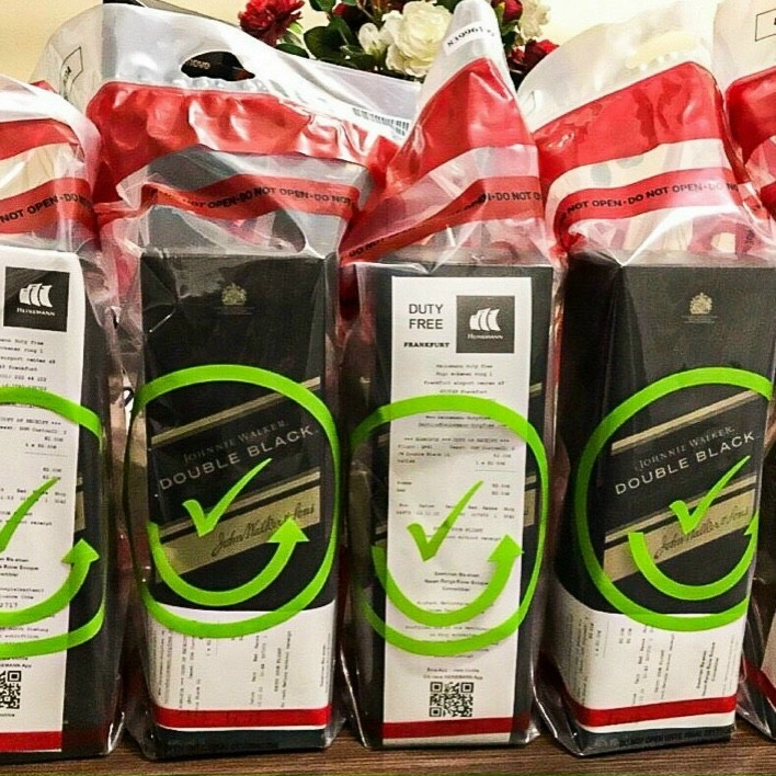 Rượu Johnnie Walker Double Black Xách Tay Duty Free
