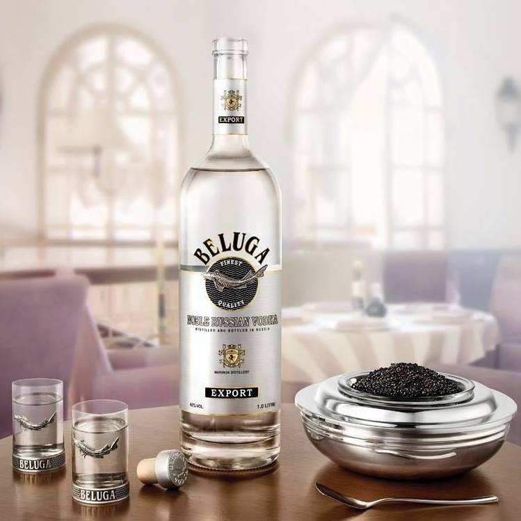 Vodka Beluga với trứng cá tầm là sự kết hợp hoàn hảo, kinh điển