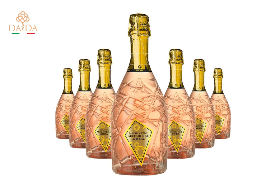 Rượu vang sủi bọt hồng Fashion Victim Moscato